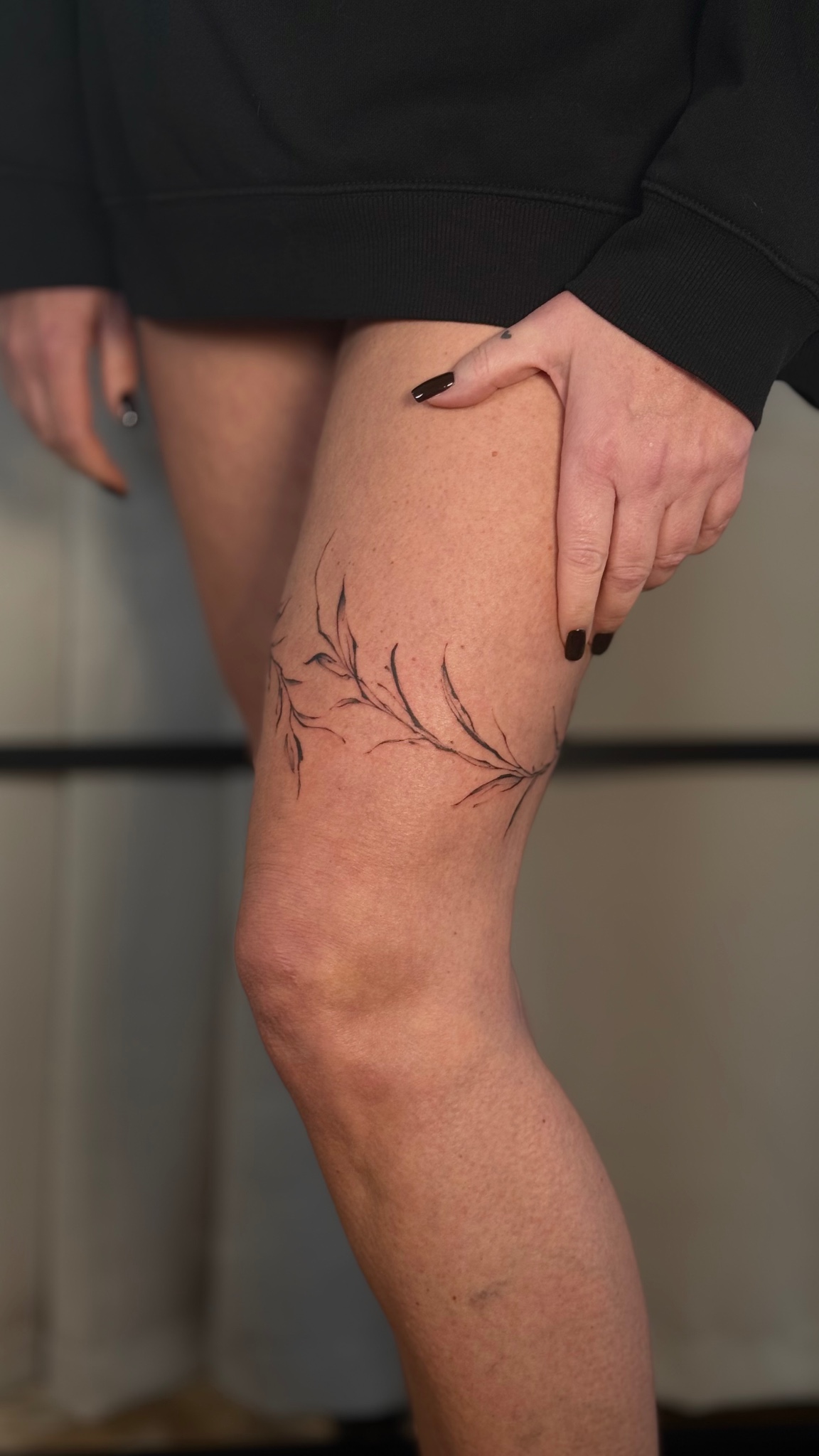 floral-tattoo-fineline-berlin - Tattoo von Daria bei Void Ink Berlin
