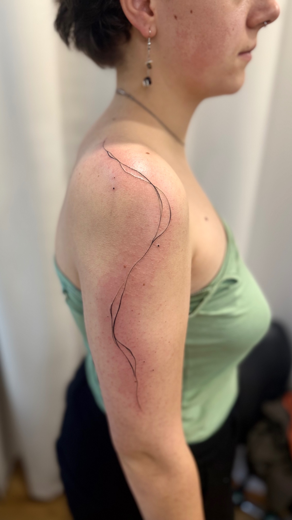 liquid-flow-tattoo-berlin - Tattoo von Daria bei Void Ink Berlin