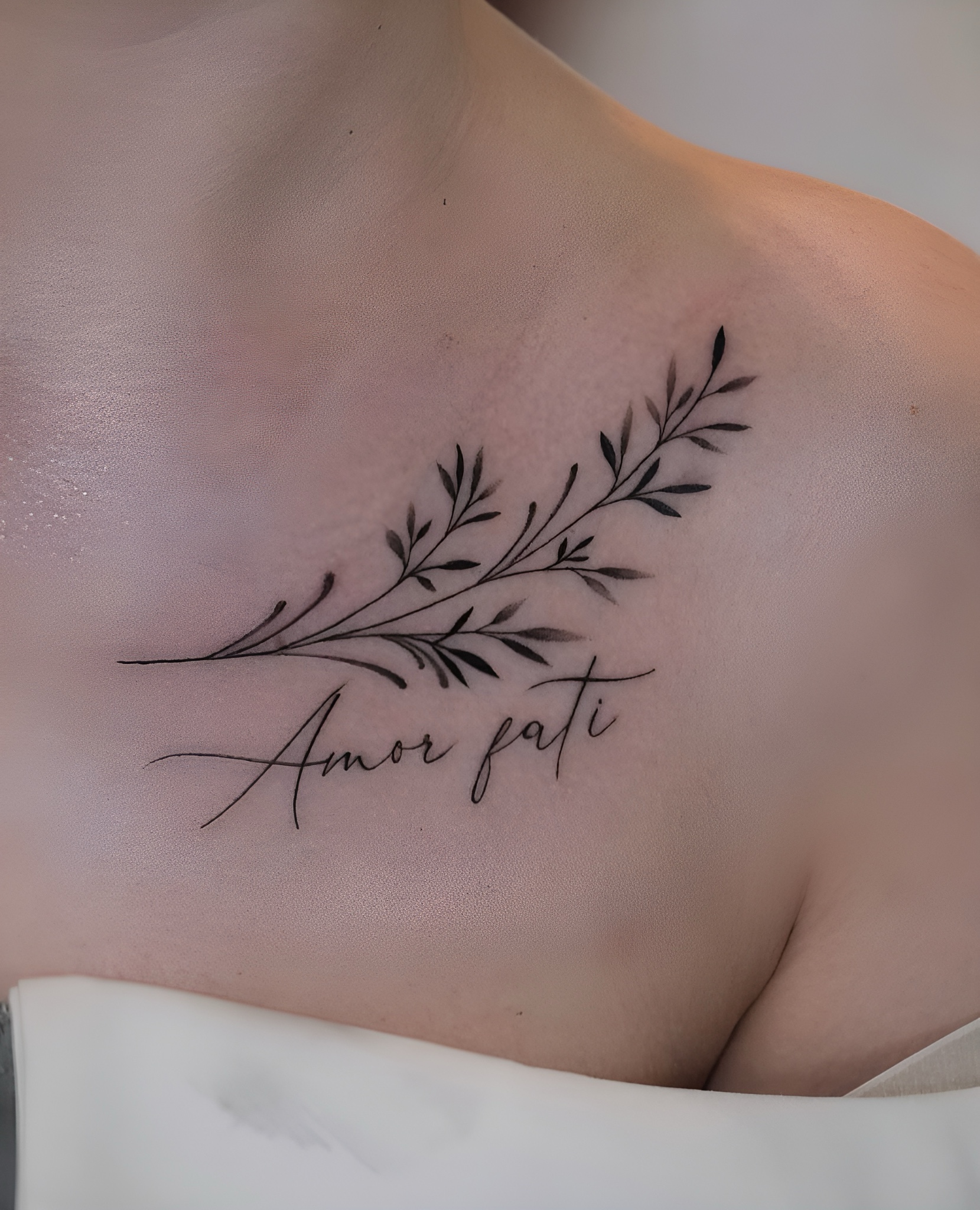 amor-fati-tattoo-berlin - Tattoo von Karina bei Void Ink Berlin