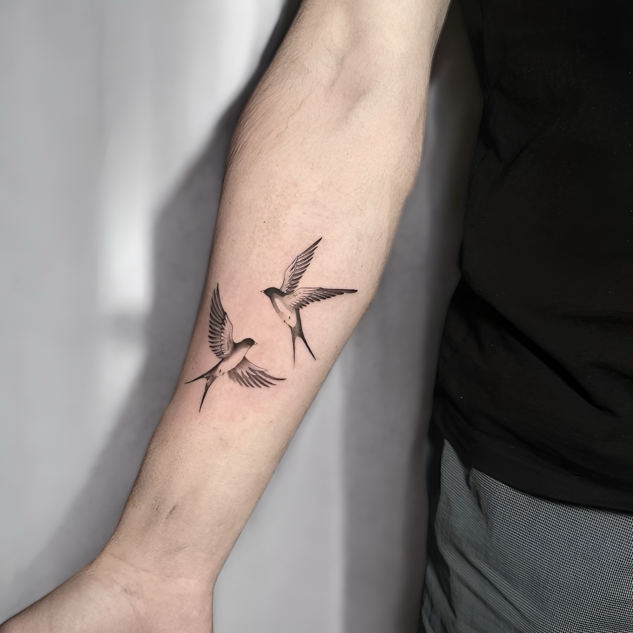 schwalben-tattoo-berlin - Tattoo von Karina bei Void Ink Berlin