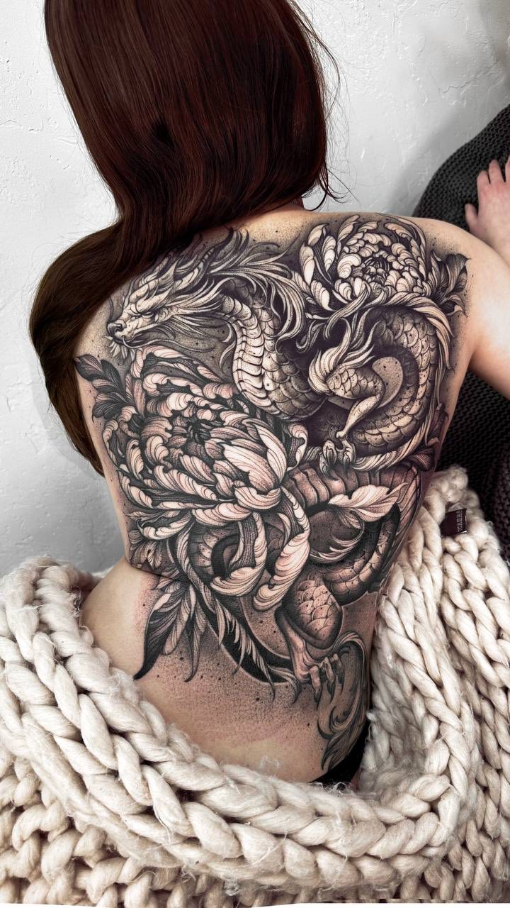 Dragontattoo Berlin - Tattoo von Zina bei Void Ink Berlin