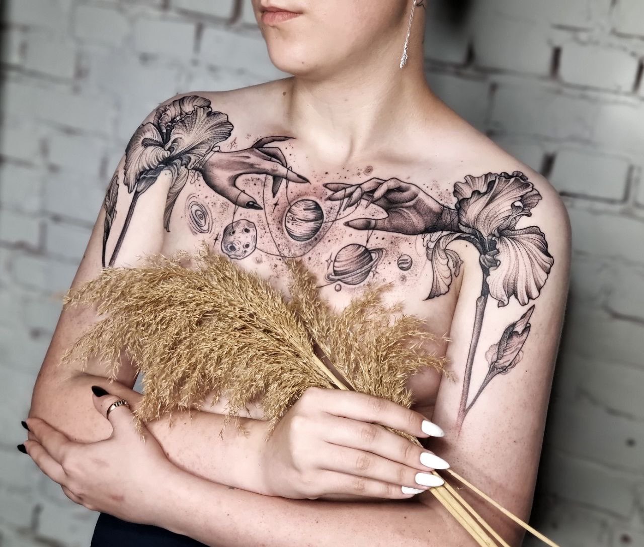 Feminine Tattoos Berlin - Tattoo von Zina bei Void Ink Berlin